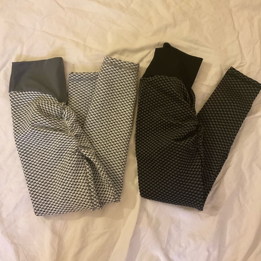 2 Pair Honeycomb Scrunch Butt Leggings
